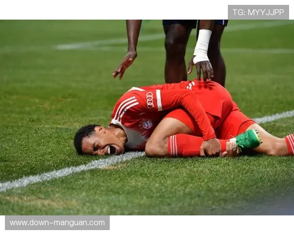 拜仁球员穆勒离队加盟温哥华白帽，结束756场纪录